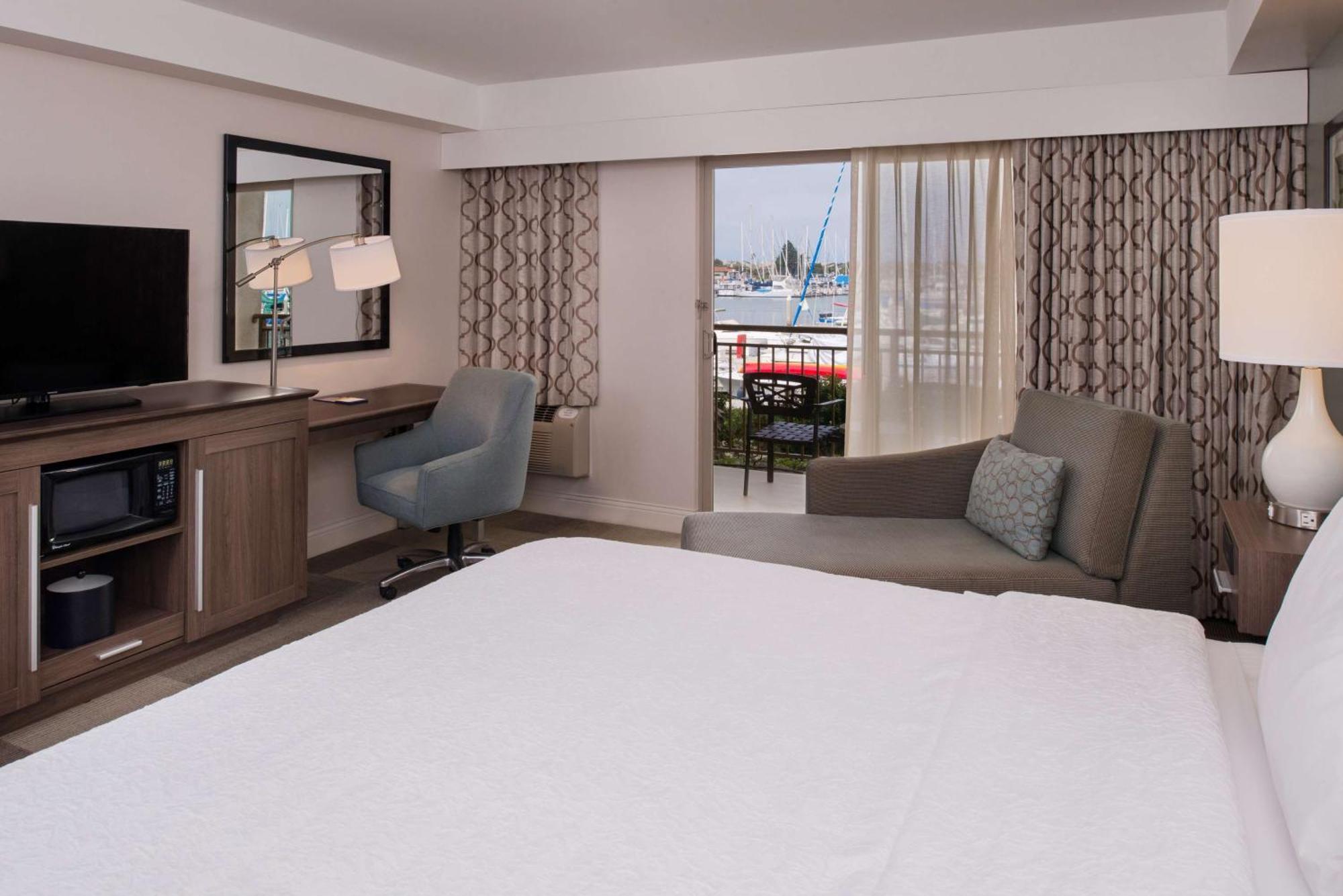 Hampton Inn Channel Islands Harbor Окснард Экстерьер фото